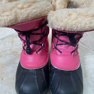 BEARPAW Boo Kid's Boot | Kid's Pull On Boot | Comfortable Winter waterproof Boot
